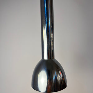 Spotlampe Chrom mit orangem Akzentschirm