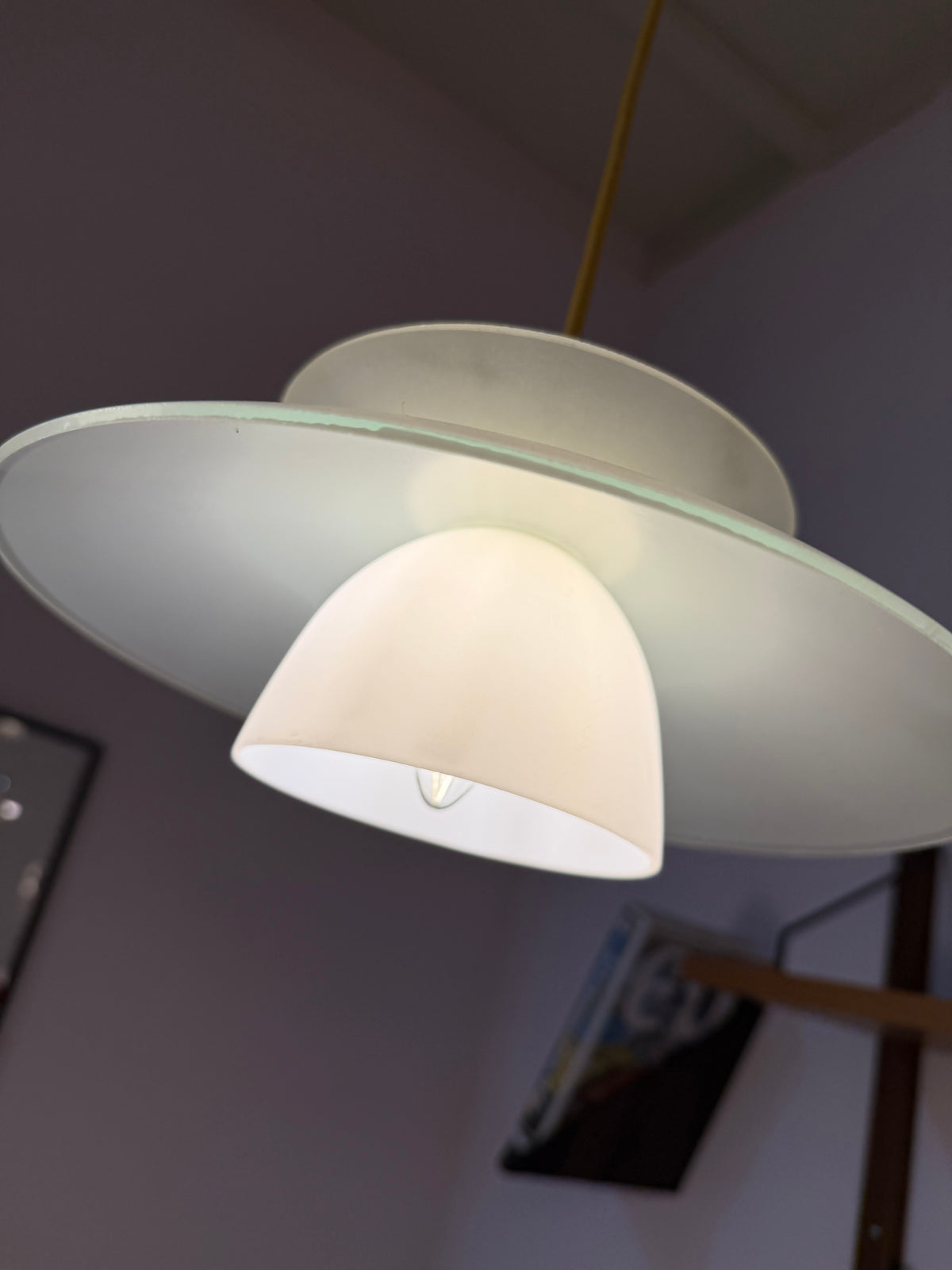 Lamellenlampe Milchglas aus Dänemark