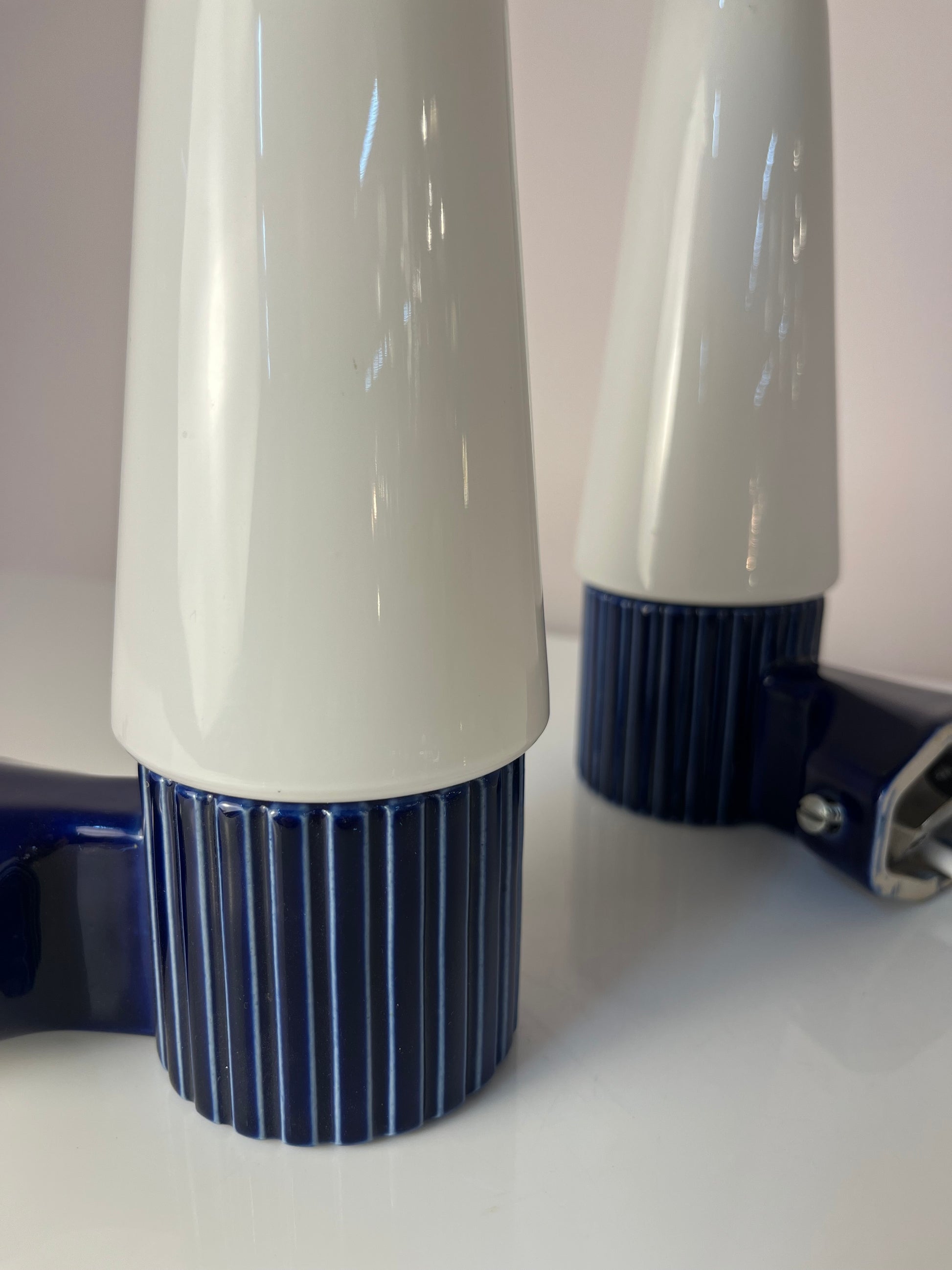 Set: 2x Wandlampe Modell 6020 blau von Sigvard Bernadotte für Ifö