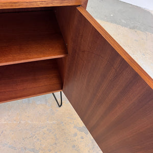Schrank Teak auf Hairpinlegs