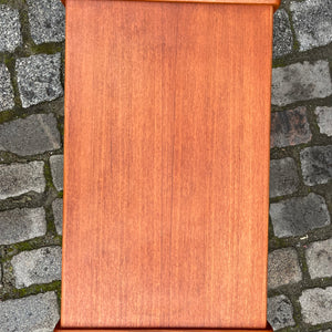 Couchtisch Teak mit Rollen von Korup