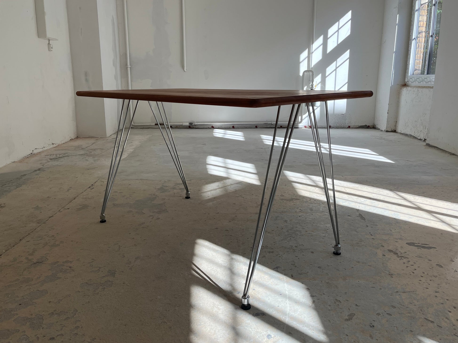 Esstisch / Schreibtisch Teak mit neuem Chromgestell von O. D. Møbler