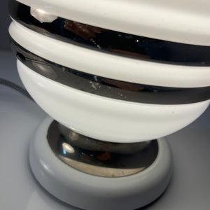 Kugel-Tischlampe weiß Chrom