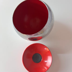 Kugelaschenbecher mit magnetischer Schale rot Chrom von Quist