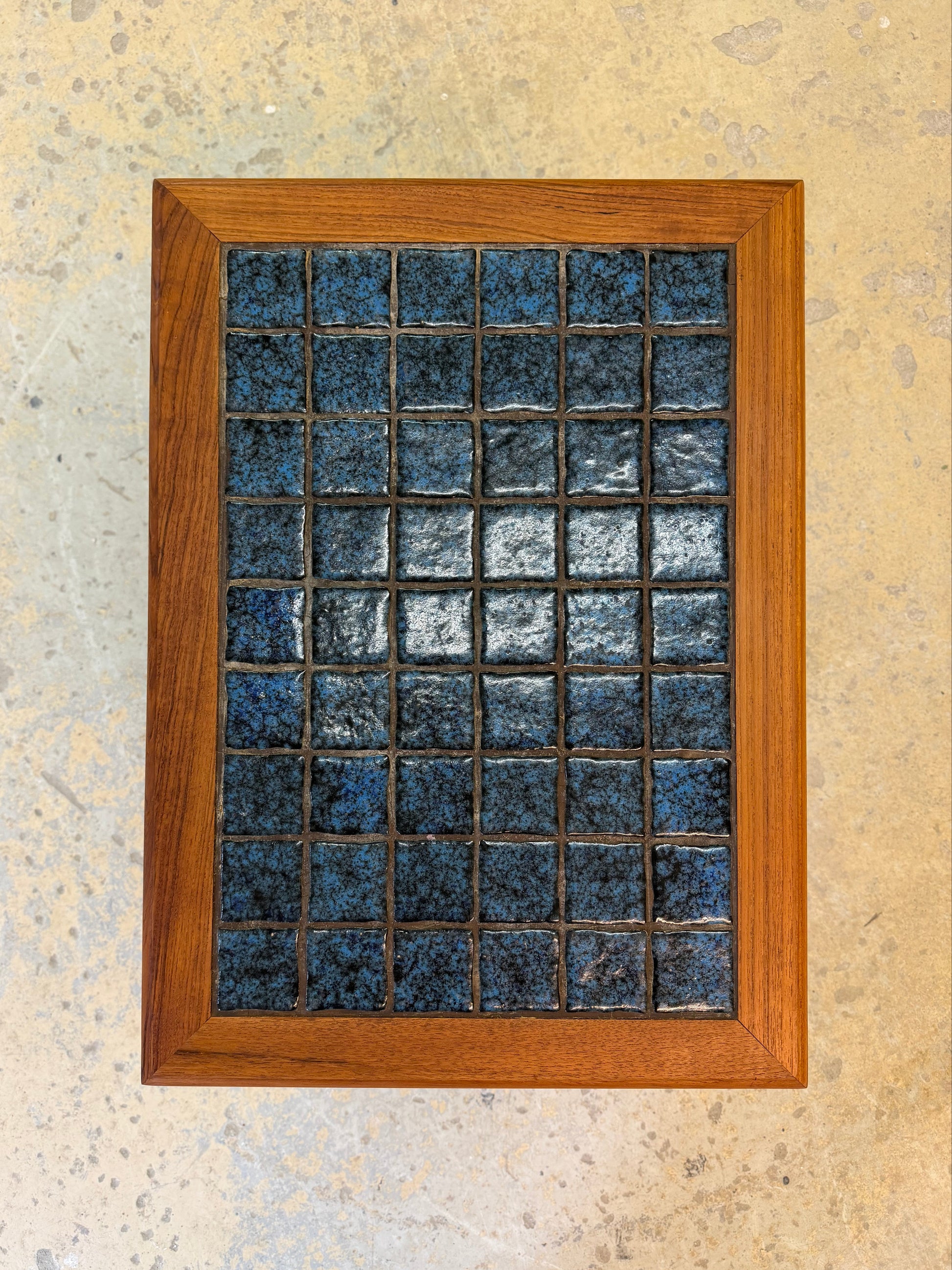 Beistelltisch Teak & blaue Fliesen aus Dänemark