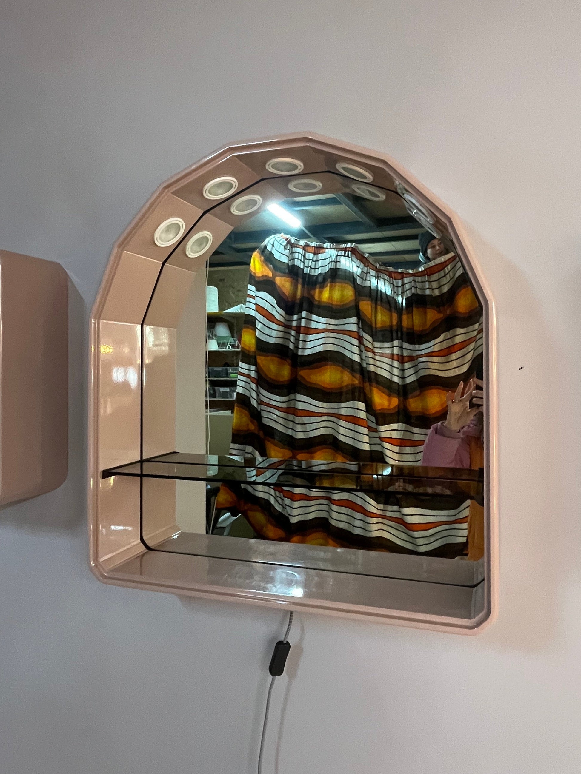 Set: Spiegelschrank rosa von Duscholux