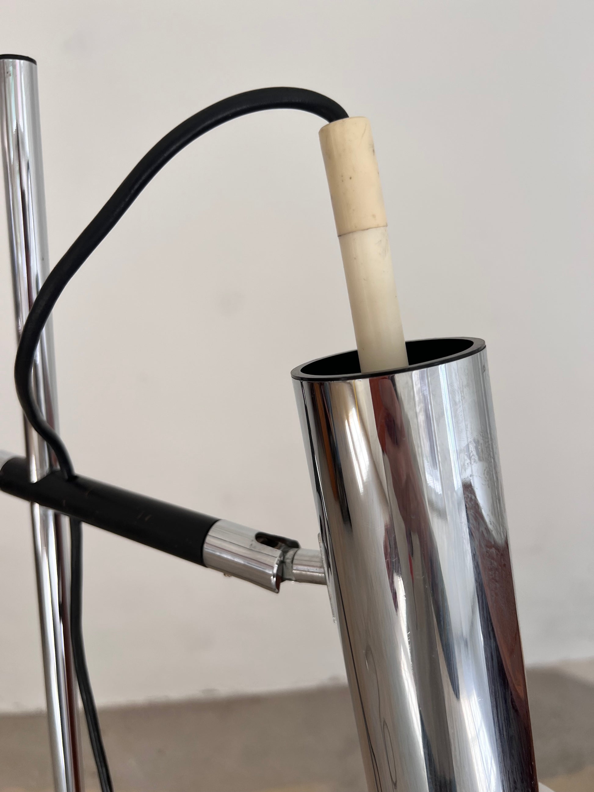Stehlampe Chrom von STAFF