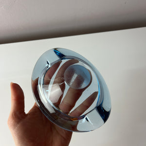 Aschenbecher hellblau Glas