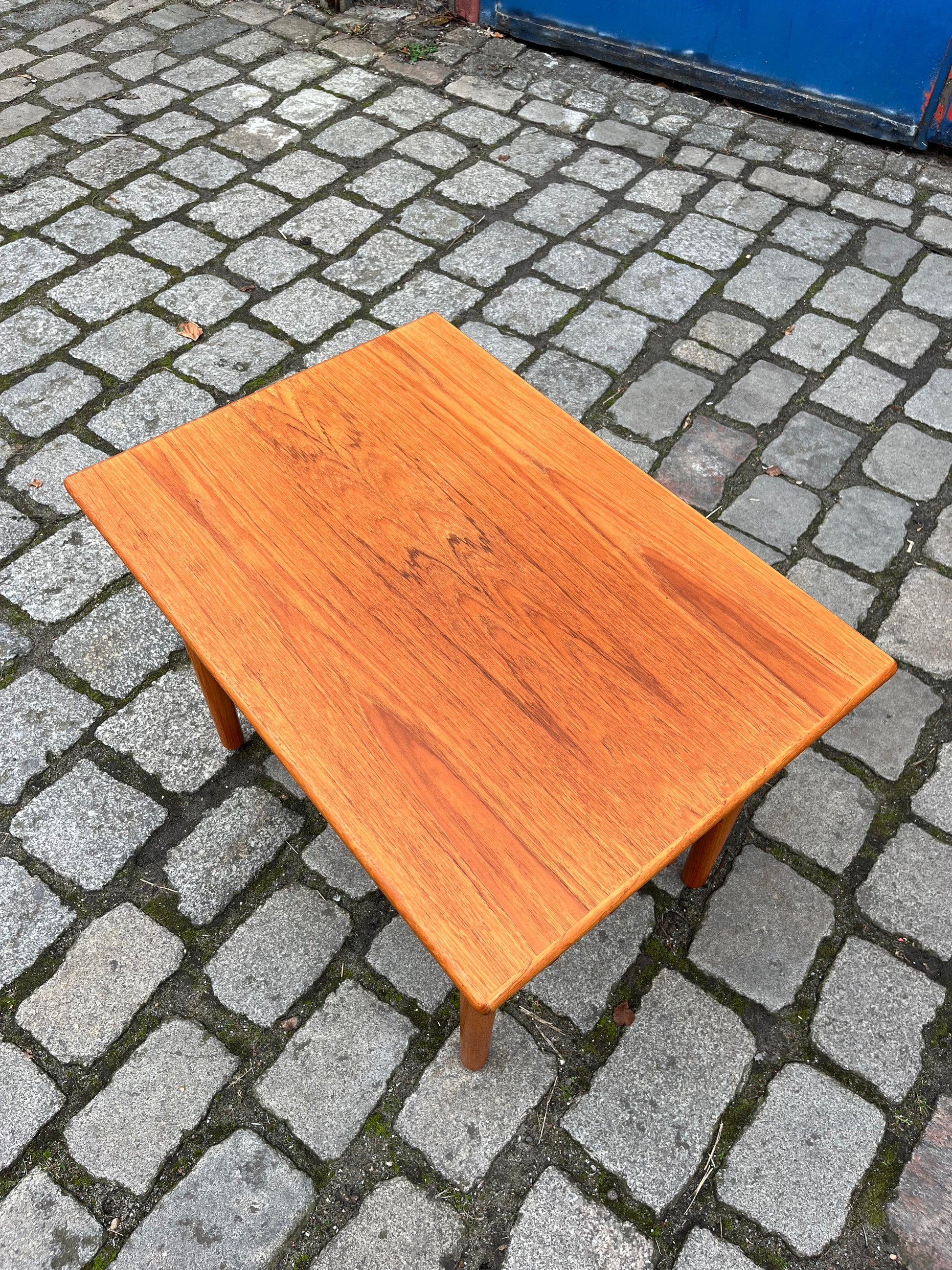 Couchtisch Teak mit Ablage aus Dänemark