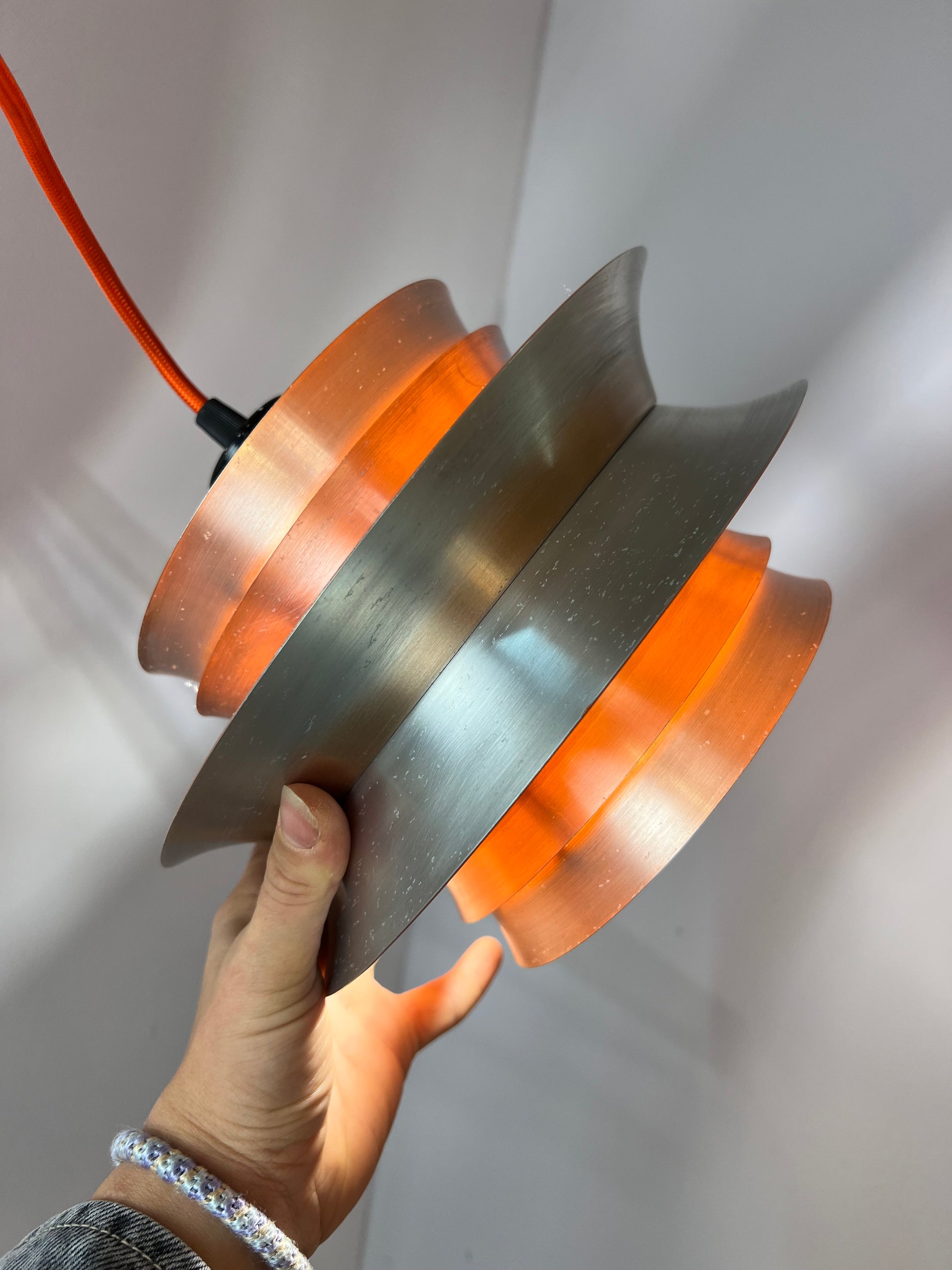 Lamellenlampe orange Chrom von Carl Thore