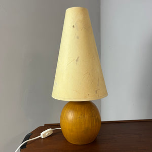 Kugeltischlampe Keramik mit Naturfaser Schirm