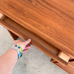 Schreibtisch Teak mit extra Laptop-Fach aus Dänemark