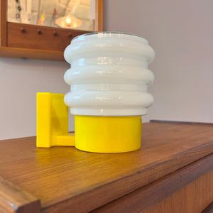 Schwedische Wandlampe 70er