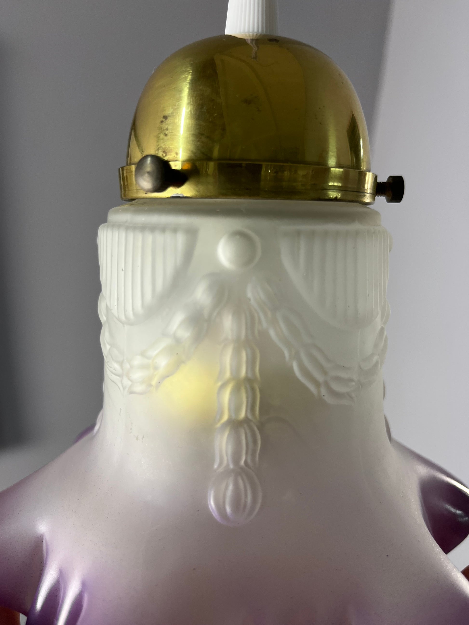 Hängelampe Blume lila Glas Messing