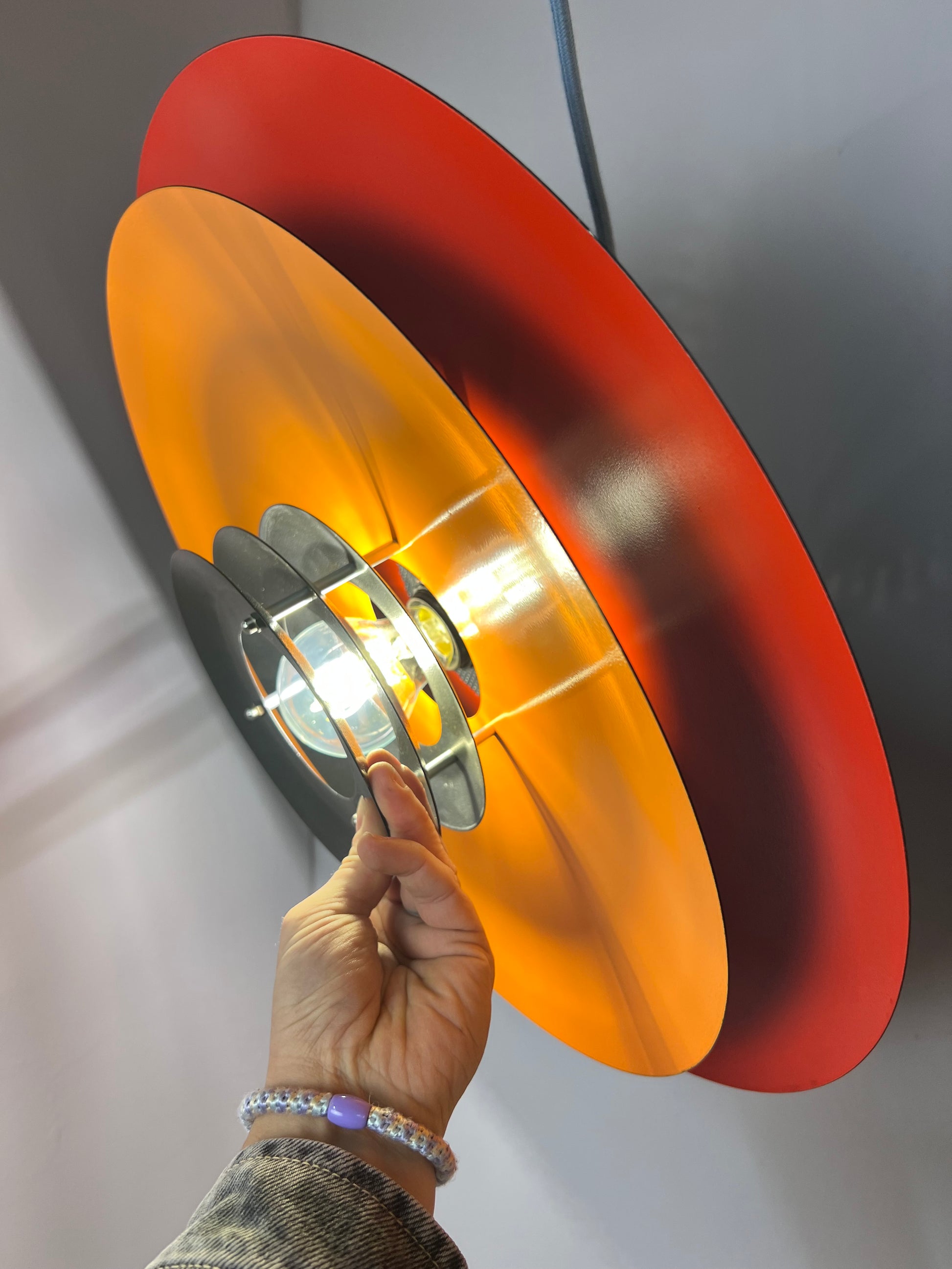 Lamellenlampe neu lackiert orange schwarz