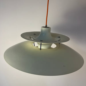 Lamellenlampe PH5 weiß von Poul Henningsen für Louis Poulsen