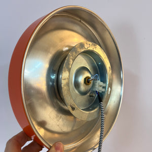 Wandlampe Diskus orange 25 cm von Charlotte Perriand für Honsel