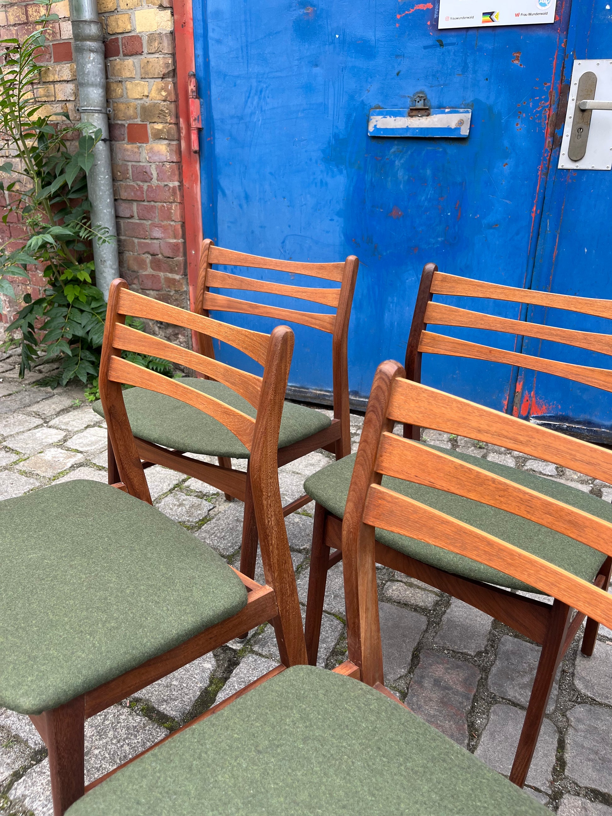 Set: 6x Esszimmerstuhl grün Teak neu gepolstert