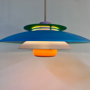 Lamellenlampe neu lackiert, Dänemark