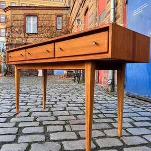 Konsolentisch Nussbaum von WK Möbel