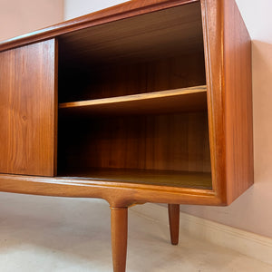 Sideboard Teak von Gunni Omann für Aco aus Dänemark