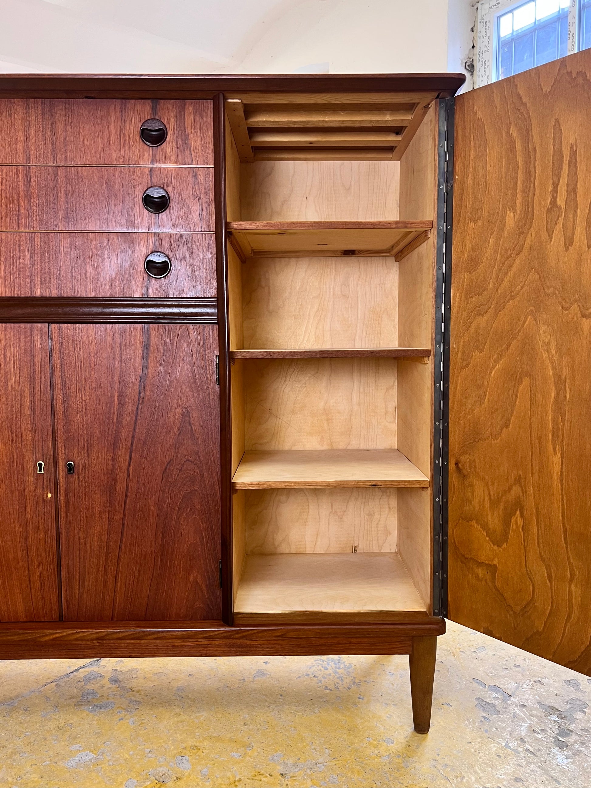 Highboard / Flurschrank Teak aus Dänemark