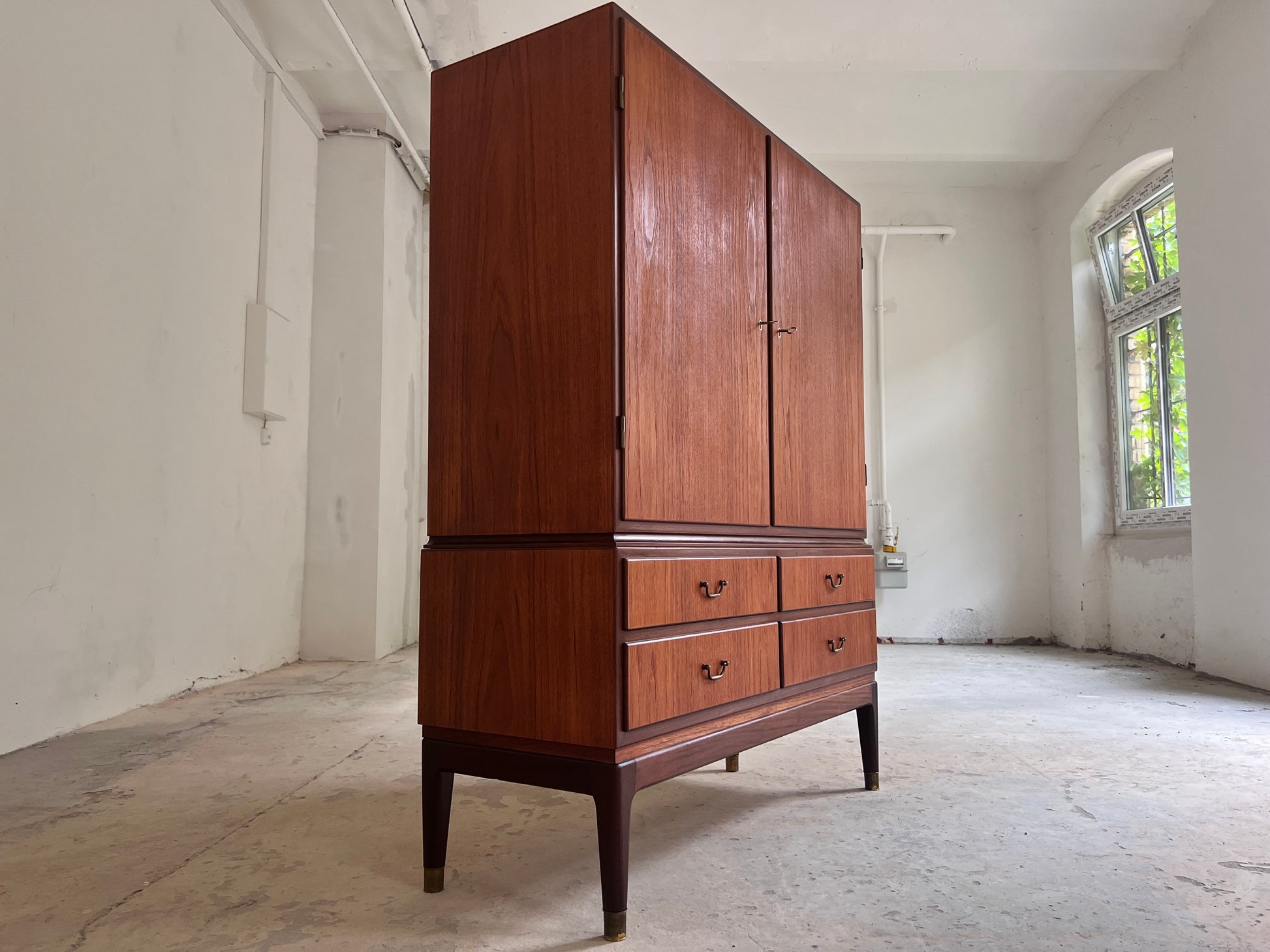 Büroschrank Teak mit Schloss aus Dänemark