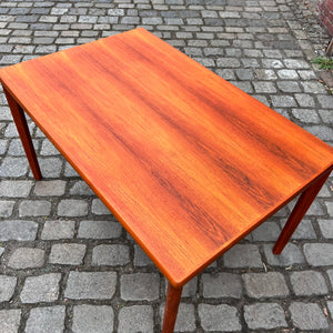 Ausziebarer Esstisch Teak von Henning Kjearnulf