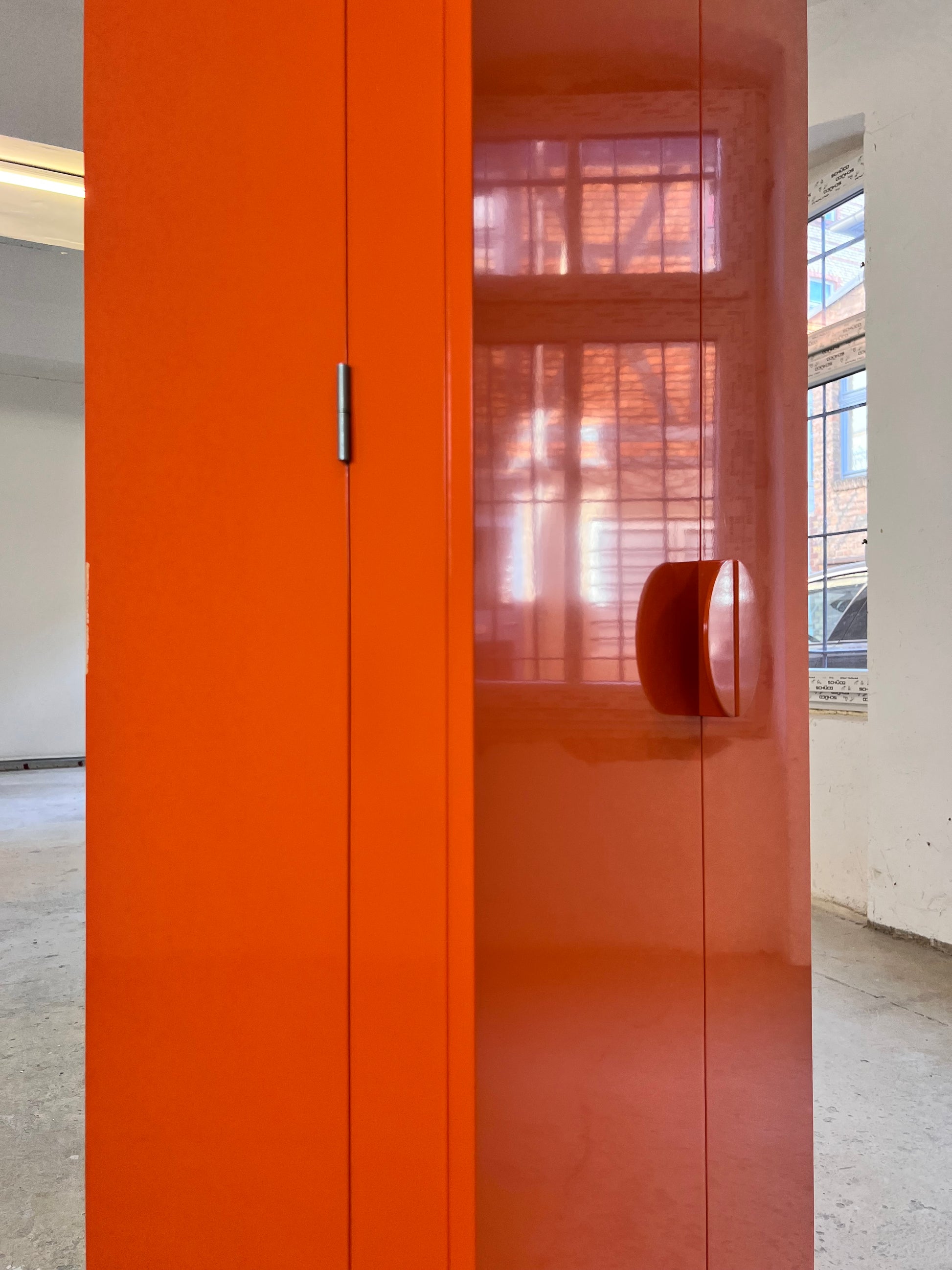 Schuhschrank orange von Schönbuch