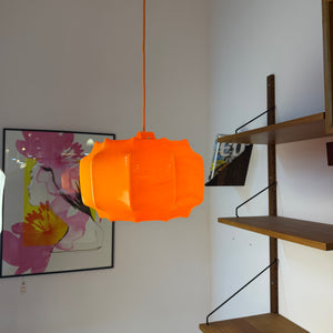 Hängelampe orange mit orangem Kabel von Ilka Plast