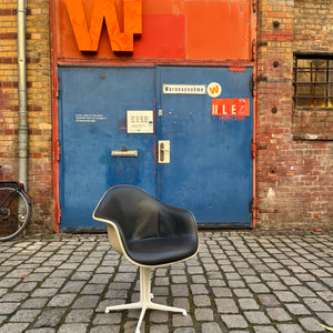 Esszimmerstuhl La Fonda von Ray & Charles Eames für Herman Miller