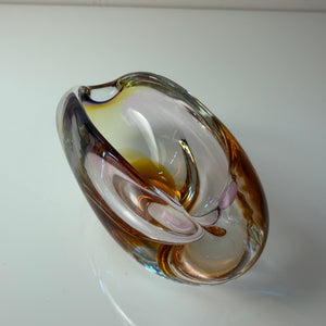 Aschenbecher rosa gelb Glas von Josef Rozinek für die Glashütte Nový Bor