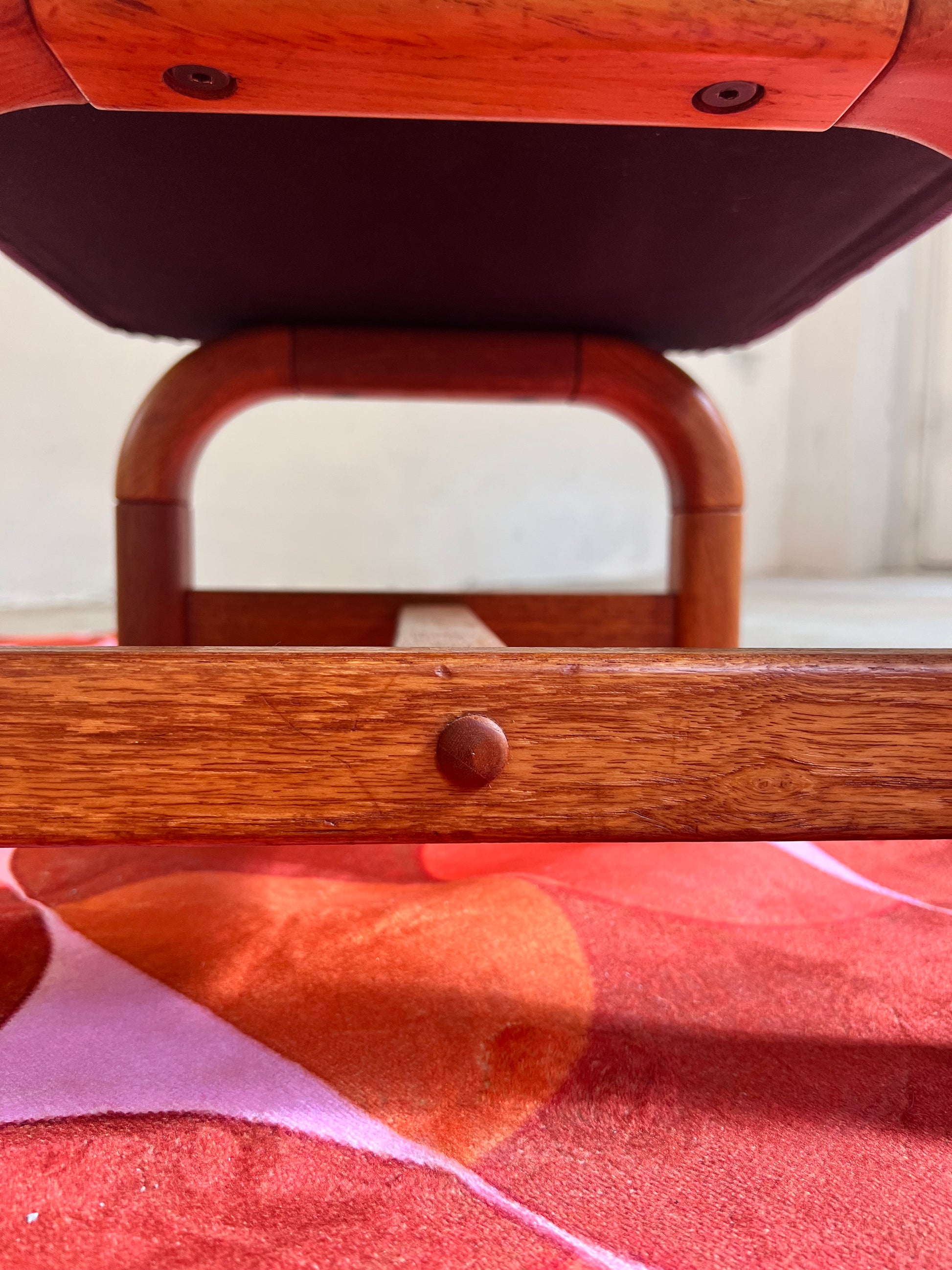 Hocker lila Teak von Preben Schou