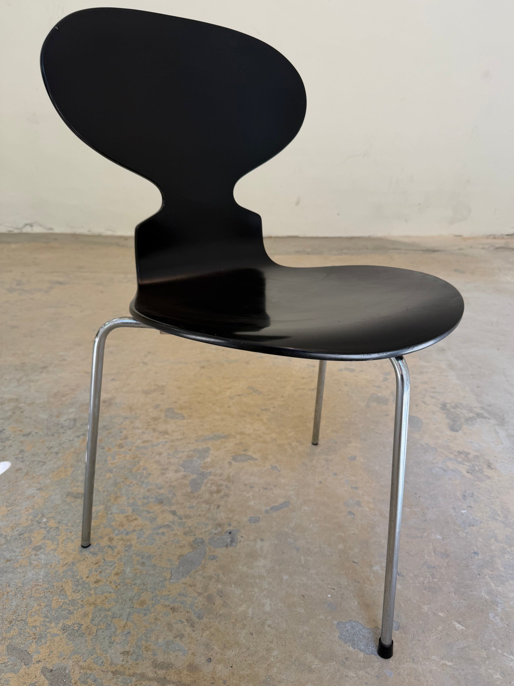 Stuhl Ameise schwarz von Arne Jacobsen für Fritz Hansen 1992