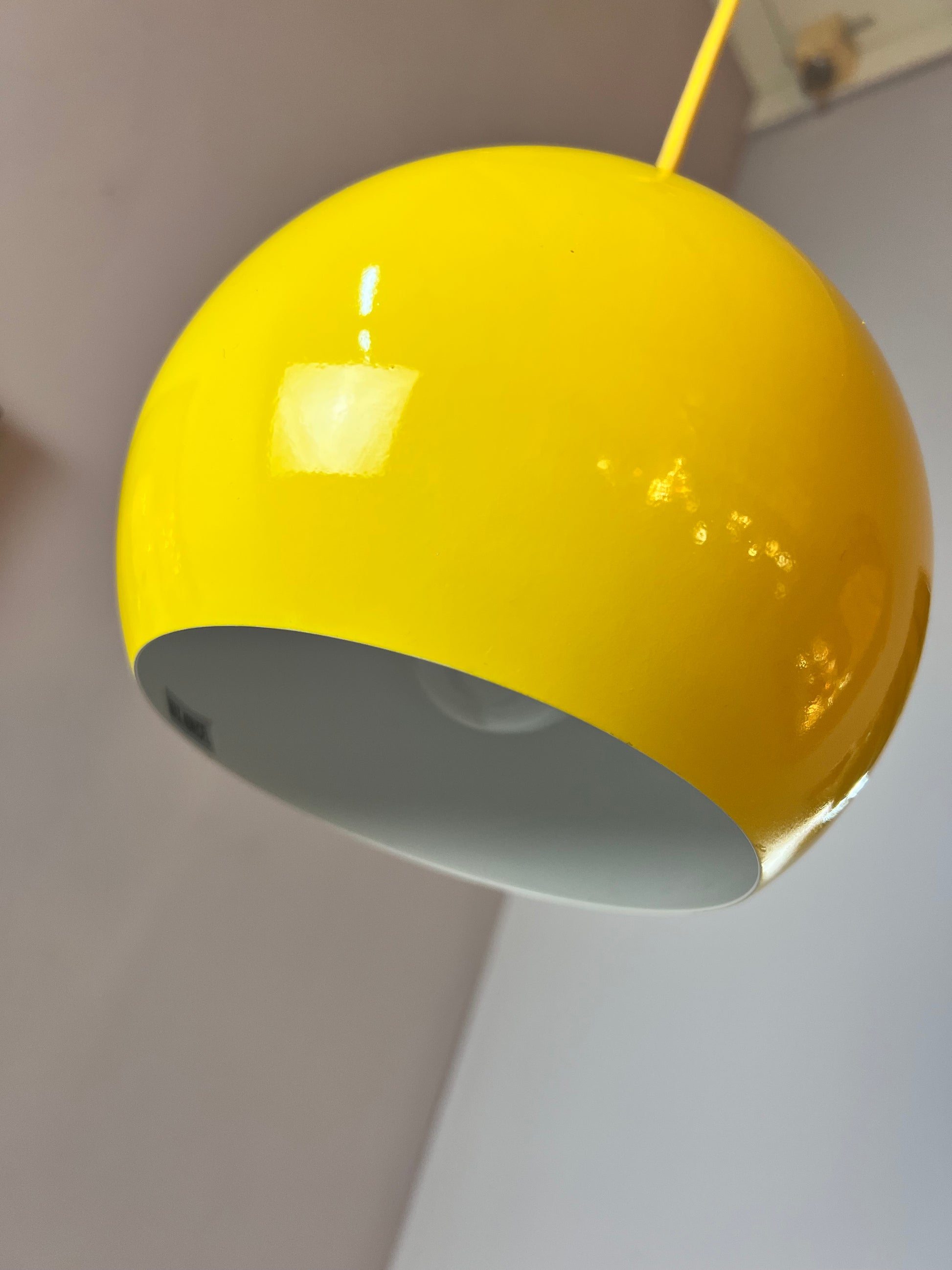 Kugellampe gelb aus Dänemark