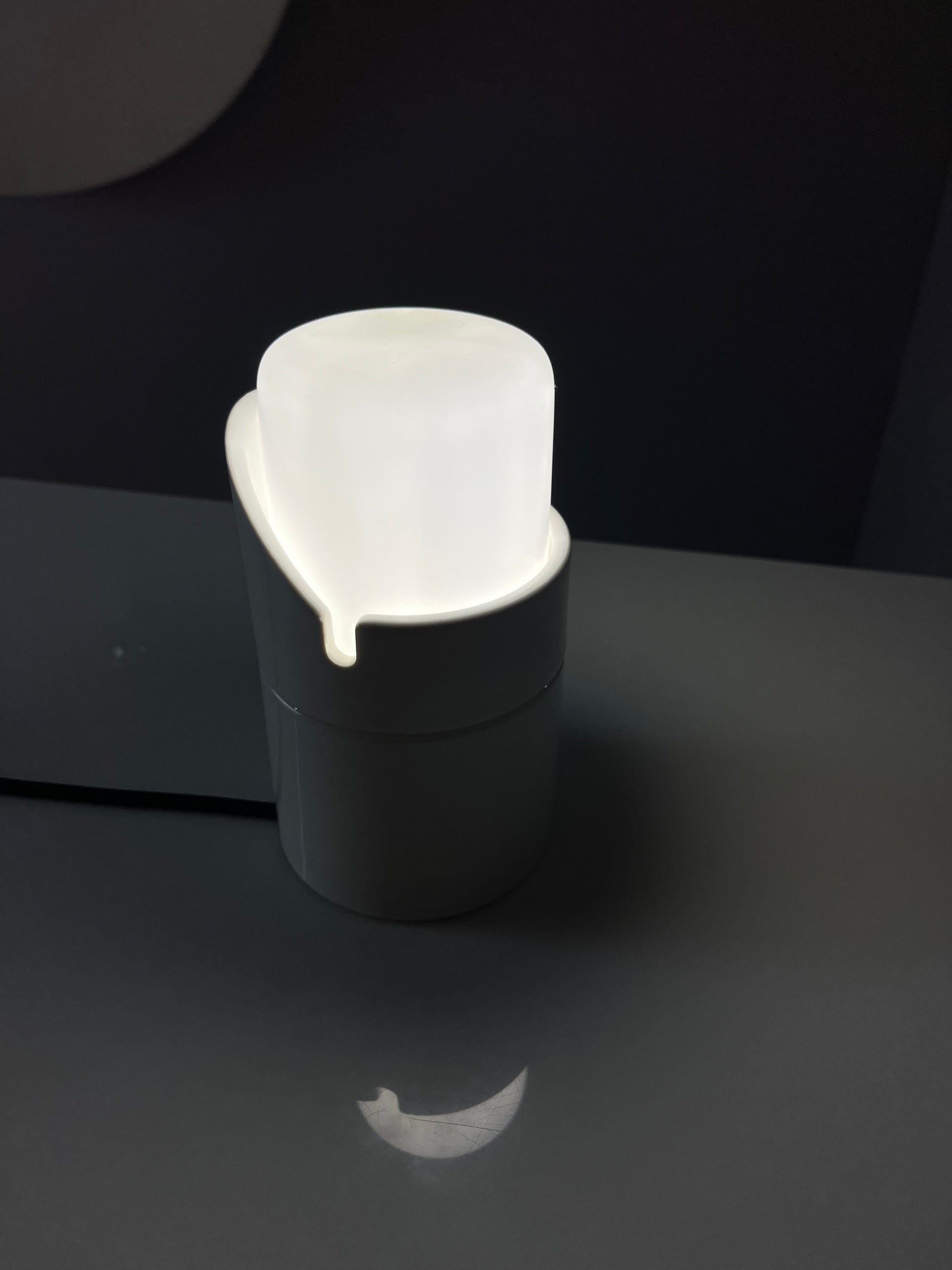 Wand-oder Tischlampe Modell 6050 weiß von Sigvard Bernadotte für Ifö