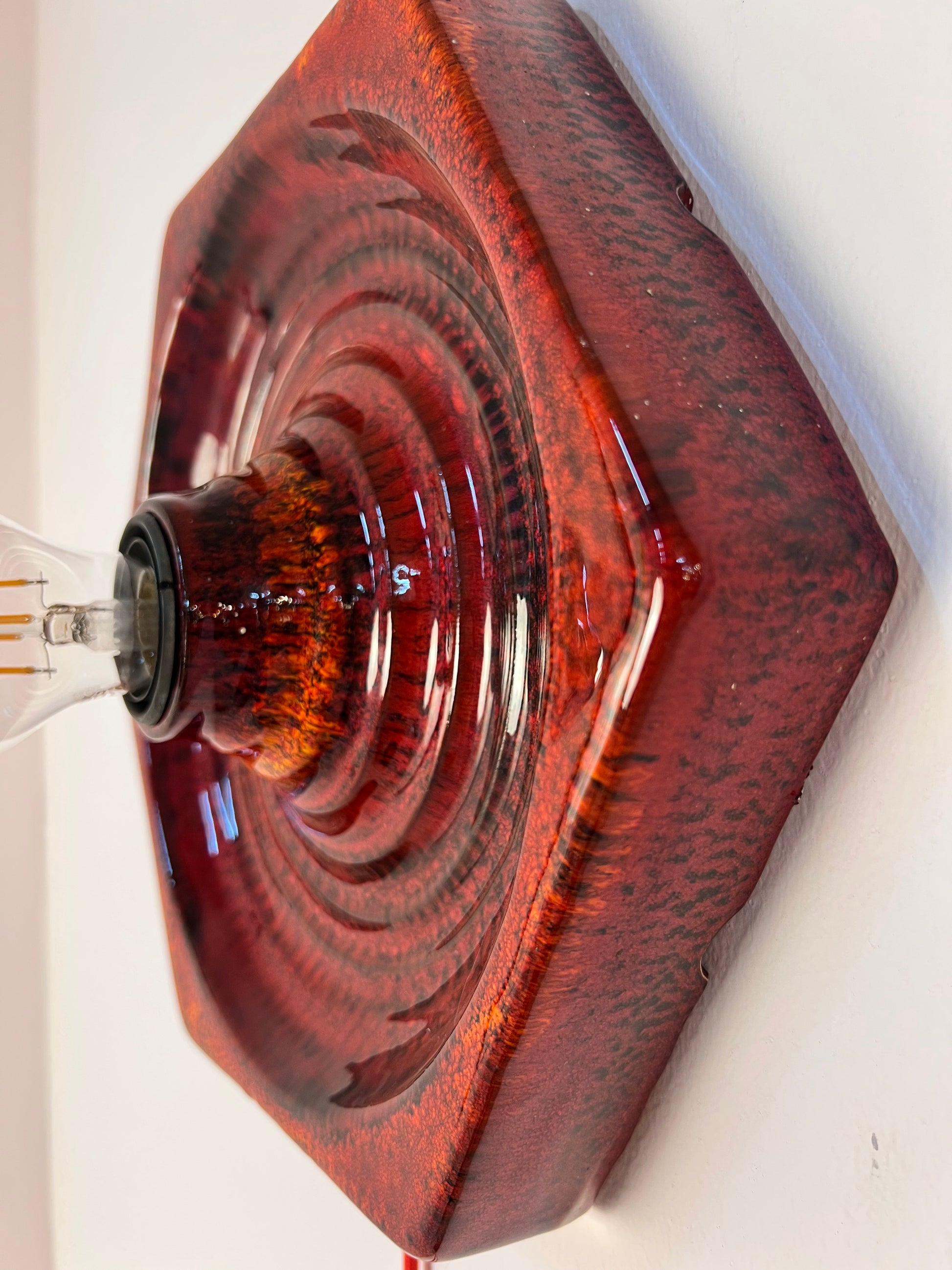 Wandlampe rot Keramik von Hustadt Leuchten