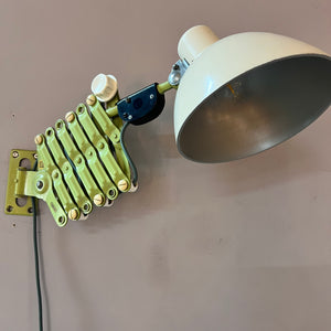 Scherenlampe mint creme von VEB Zweckleuchtenbau Dresden