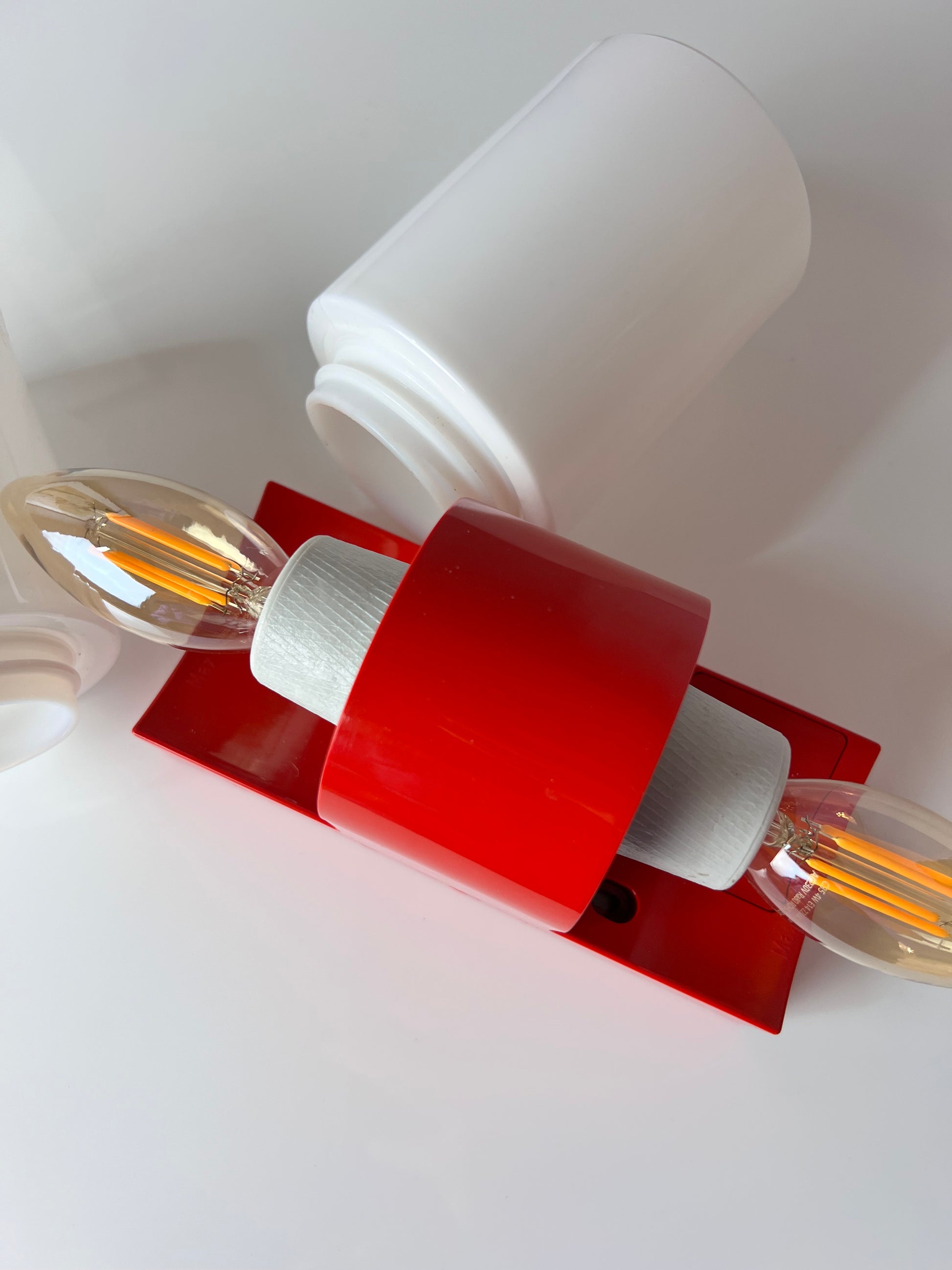 Badlampe rot Kunststoff & Opalglas