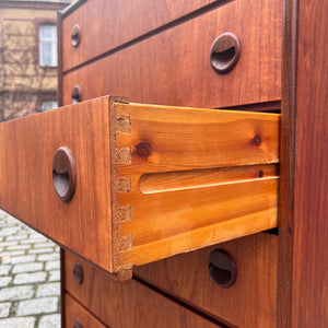 Kommode Teak mit runden Griffen