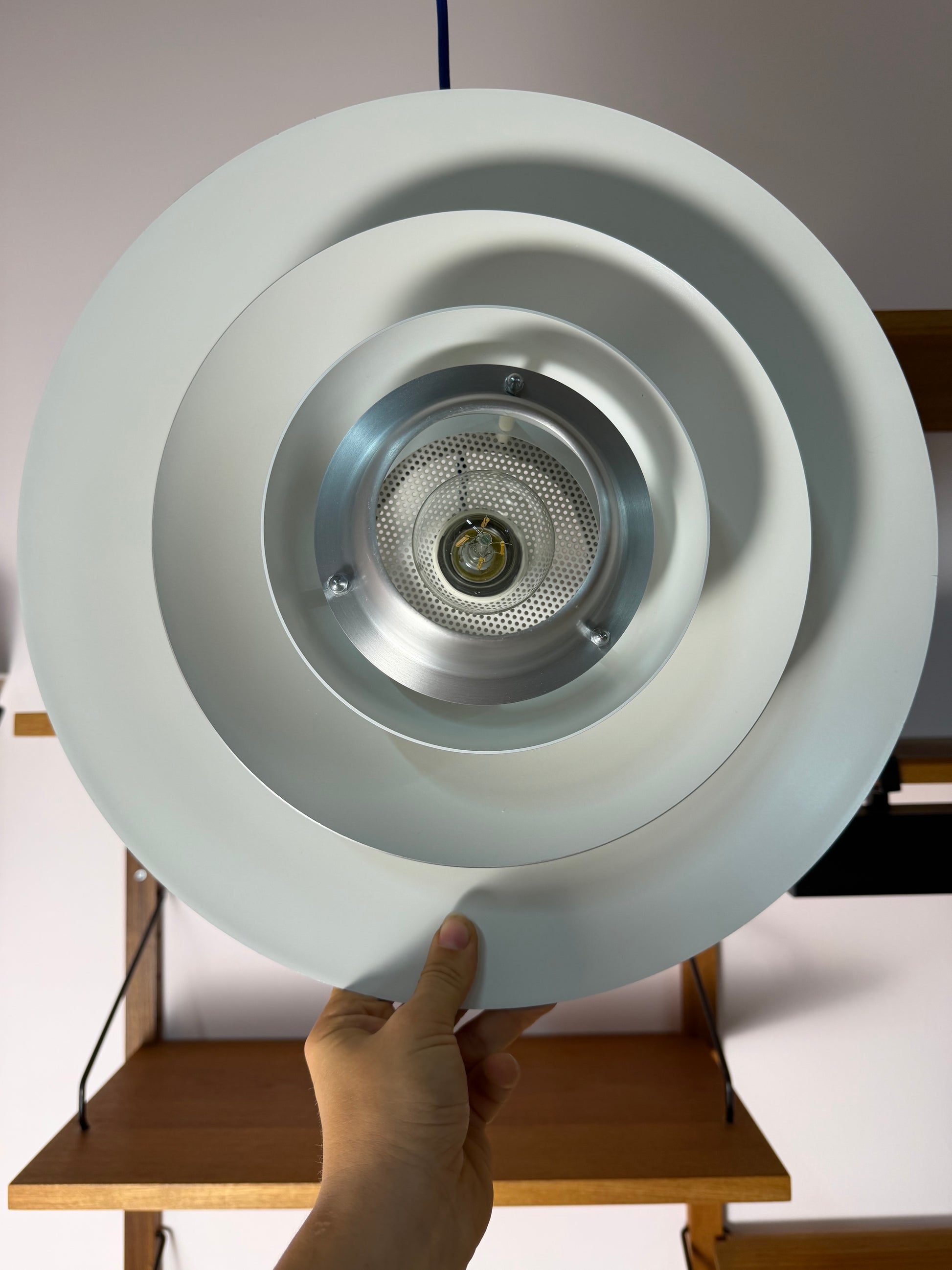 Lamellenlampe Modell Dania 2040 silber von Kurt Wiborg für JEKA