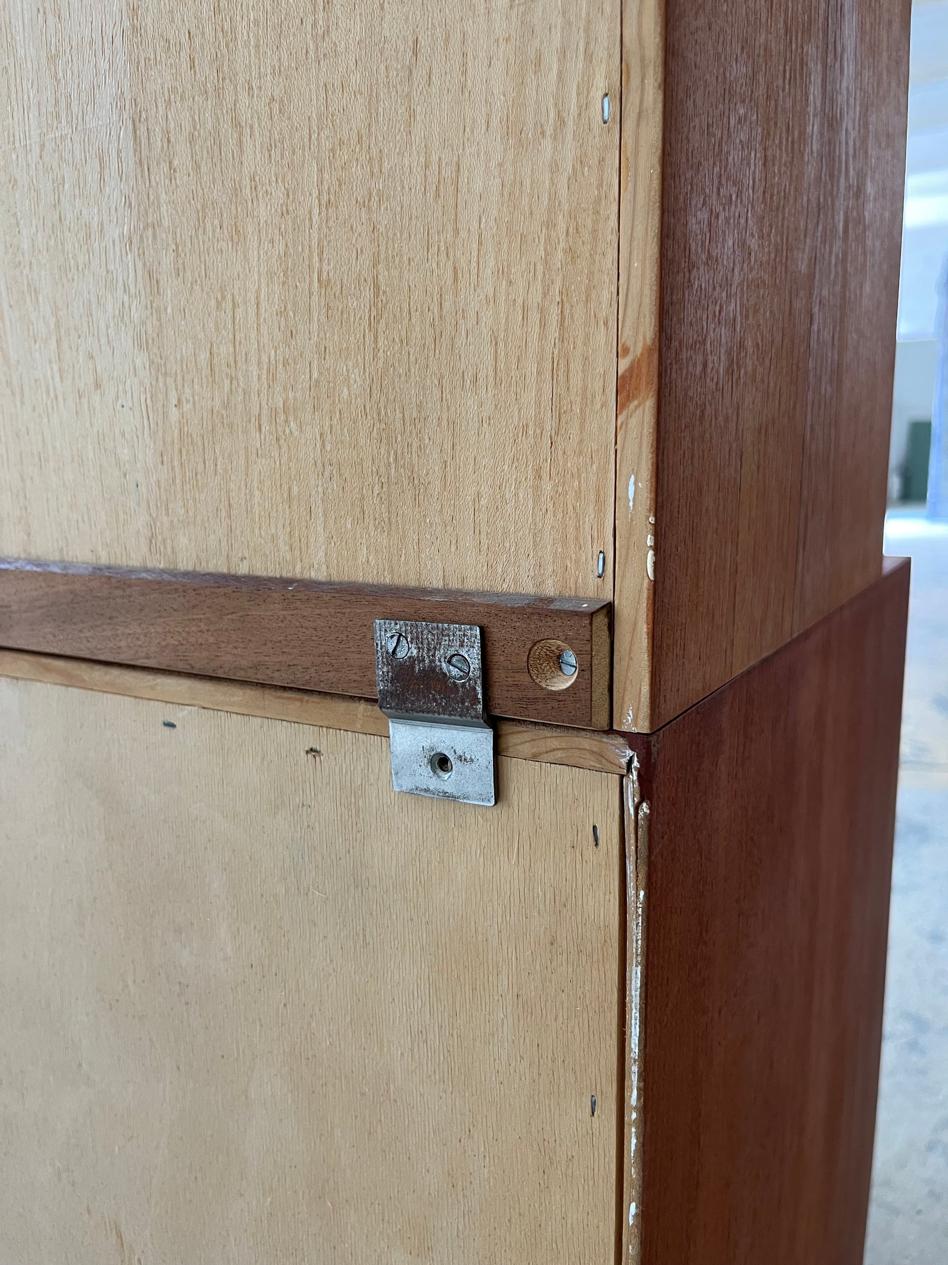 Vitrine Teak mit Schiebetüren von Hundevad