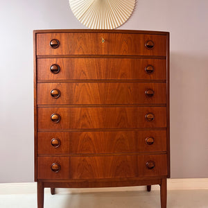 Kommode mit gerundeter Front Teak aus Dänemark
