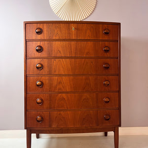 Kommode mit gerundeter Front Teak aus Dänemark