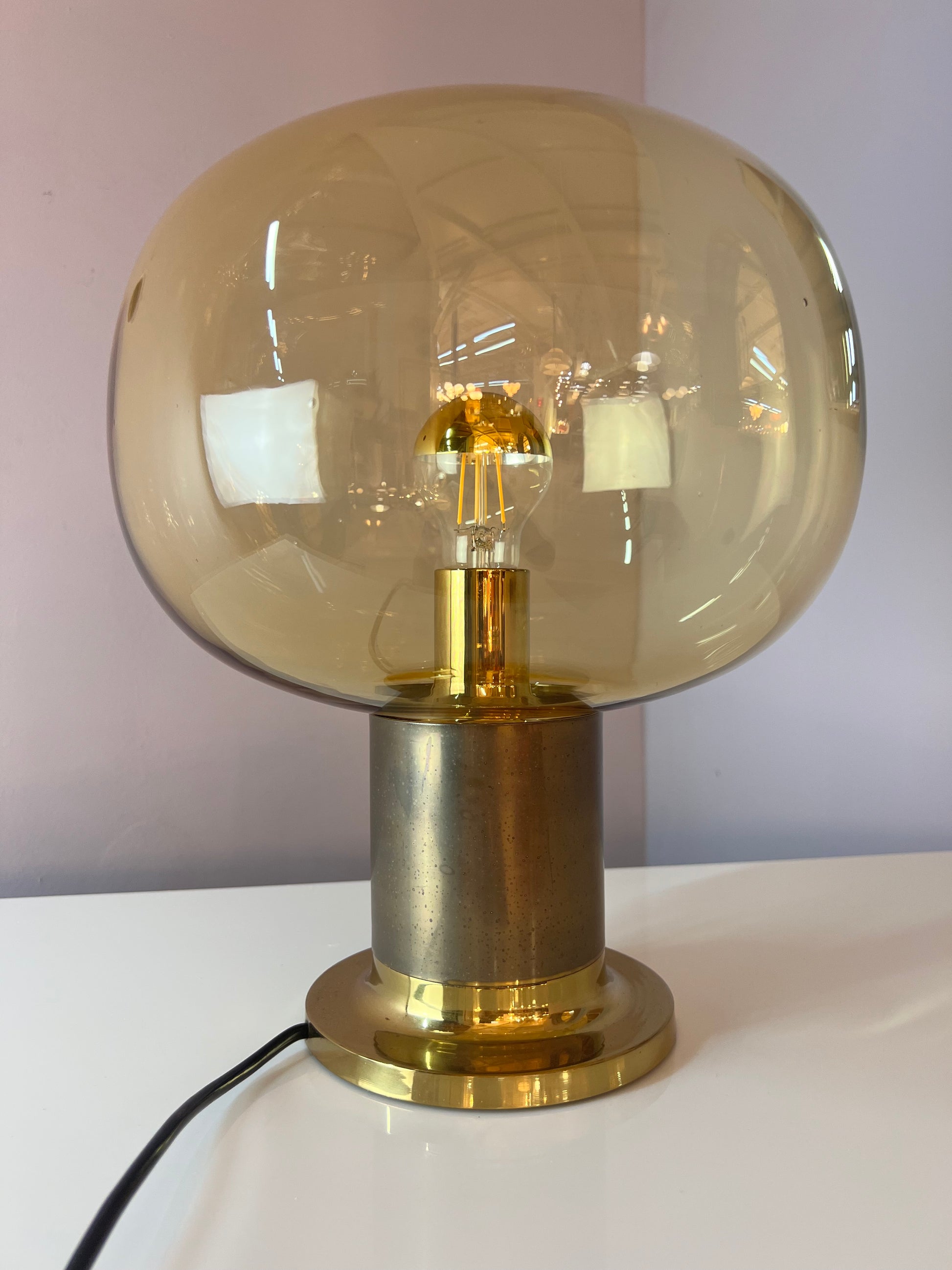 Tischlampe Messing Glas mundgeblasen