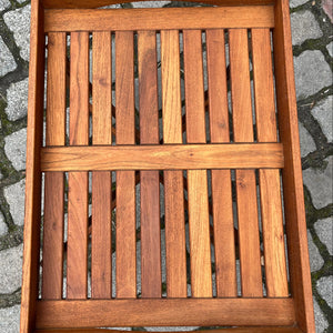 Klappbarer Beistelltisch Teak mit Tablett