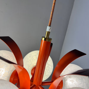 Kronleuchter weiß orange von Richard Essig
