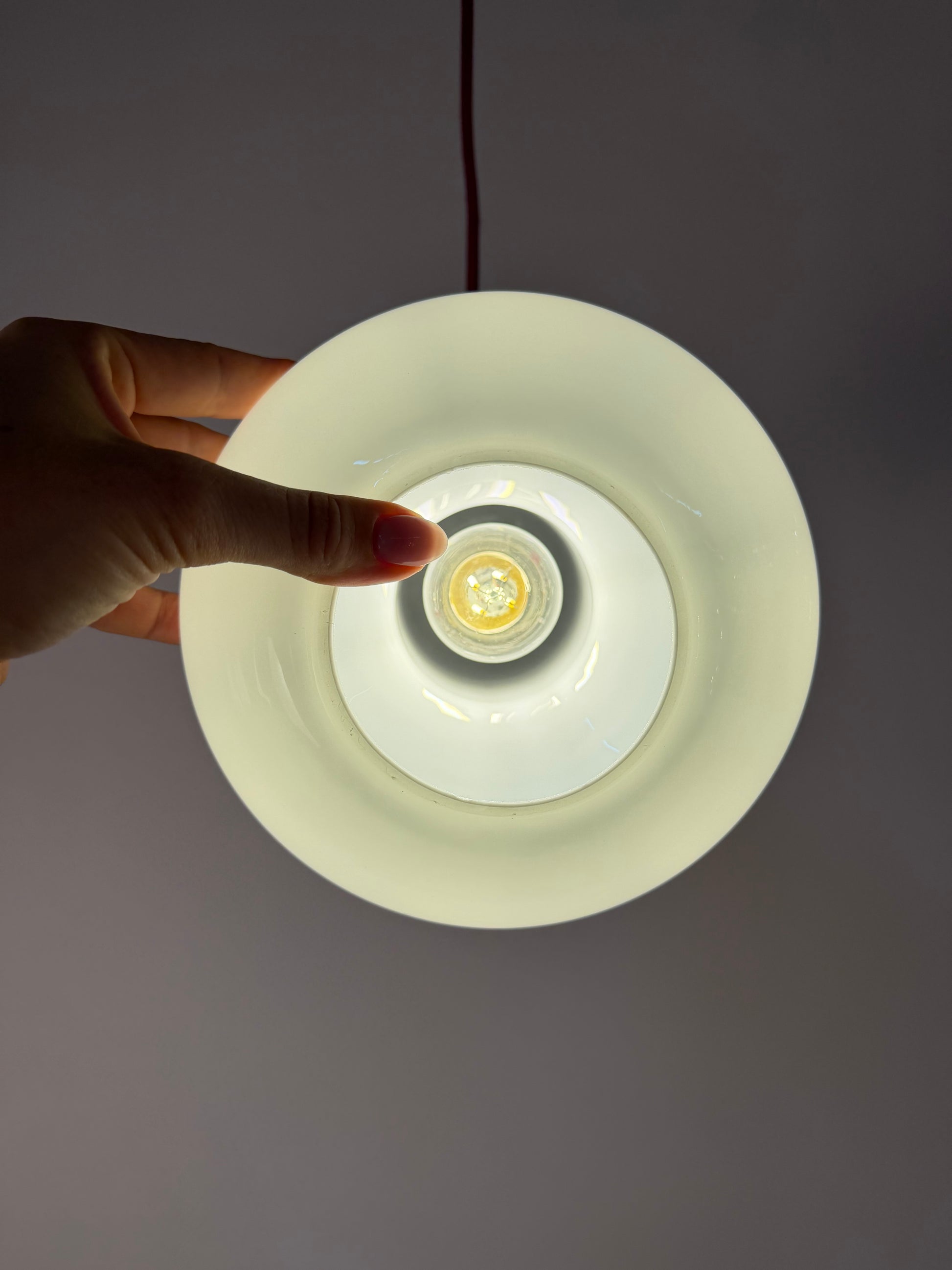 Hängelampe weiß glänzend Glas von Lyskær