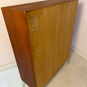Schrank Teak mit Regalfach, Schloss & neuen Chromfüßen von Heinrich Riestenpatt