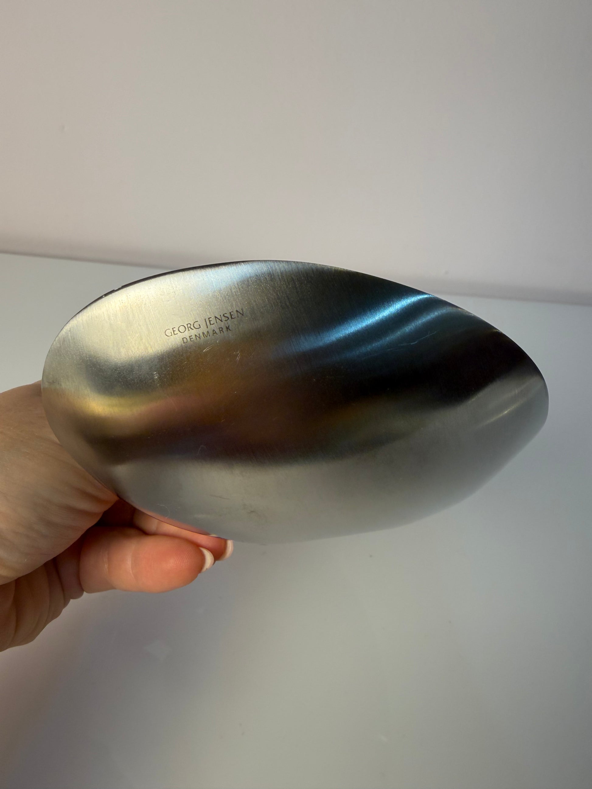 Servierschalen Leaf medium von Helle Damkjær für Georg Jensen